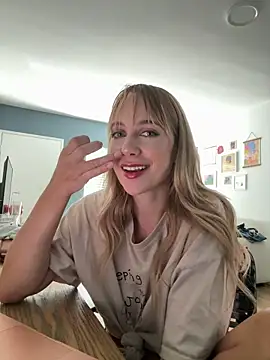 Snapshot of rileylovesyou chatting on 09.09.25 rileylovesyou online show from 09.09.25