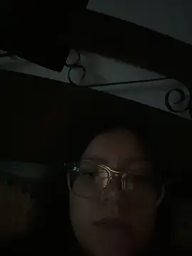 Snapshot of marisola26 chatting on 02.21.25 marisola26 online show from 02.21.25