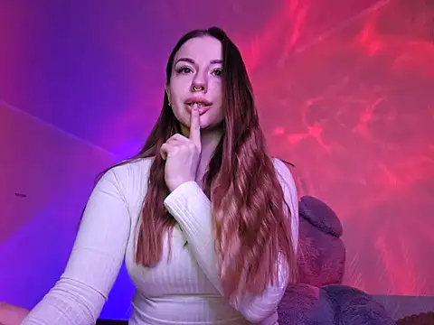 Snapshot of aava__bbrown chatting on 02.07.25 aava bbrown online show from 02.07.25