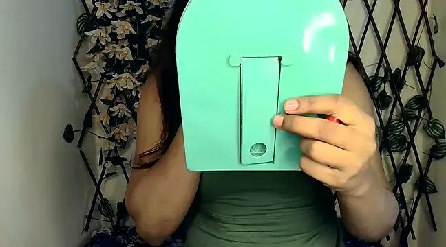 PAYAL SONI  online show from 02.20.25