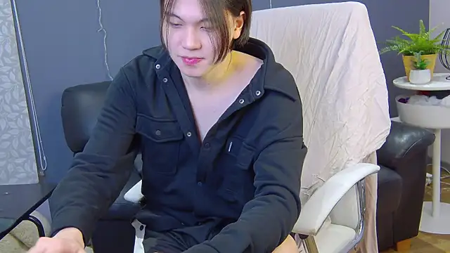 Snapshot of just_gay_ chatting on 02.02.25 just gay online show from 02.02.25