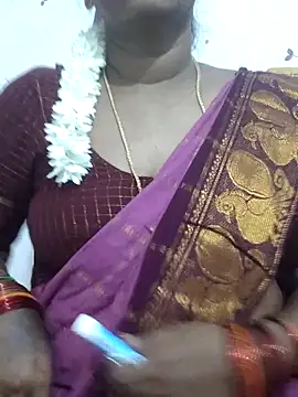 Snapshot of Tamil_Meera12 chatting on 10.05.25 Tamil Meera12 online show from 10.05.25