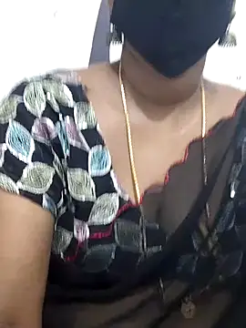 Snapshot of Tamil_Meera12 chatting on 10.09.25 Tamil Meera12 online show from 10.09.25