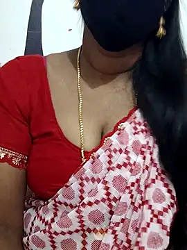 Snapshot of Tamil_Meera12 chatting on 11.07.25 Tamil Meera12 online show from 11.07.25