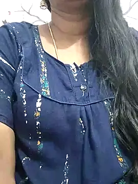 Snapshot of Tamil_Meera12 chatting on 12.17.25 Tamil Meera12 online show from 12.17.25