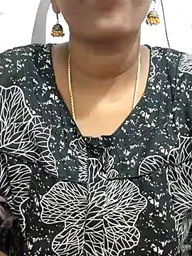 Snapshot of Tamil_Meera12 chatting on 02.11.26 Tamil Meera12 online show from 02.11.26