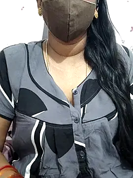 Snapshot of Tamil_Meera12 chatting on 02.28.26 Tamil Meera12 online show from 02.28.26