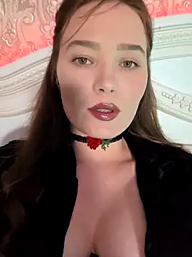 Snapshot of GoddessYanaMironova chatting on 04.19.26 GoddessYanaMironova online show from 04.19.26
