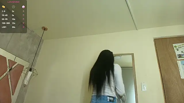 Raichell  online show from 01.06.26