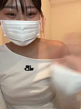 Snapshot of Rara__oo chatting on 02.21.25 Rara oo online show from 02.21.25