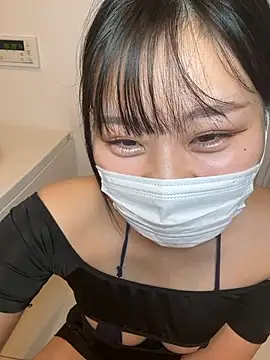 Snapshot of Rara__oo chatting on 11.27.25 Rara oo online show from 11.27.25