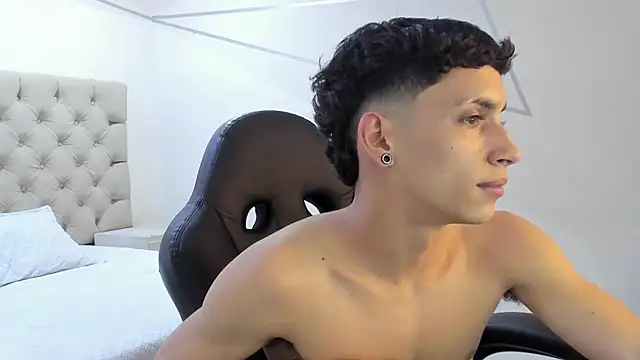 Snapshot of JhoanLeandro chatting on 01.17.26 JhoanLeandro online show from 01.17.26