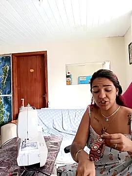 Snapshot of Pantaneirasexy chatting on 09.30.25 Pantaneirasexy online show from 09.30.25