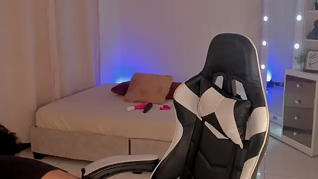 leahaltomm online show from 02.16.25