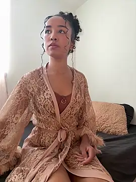 leahaltomm online show from 02.04.26