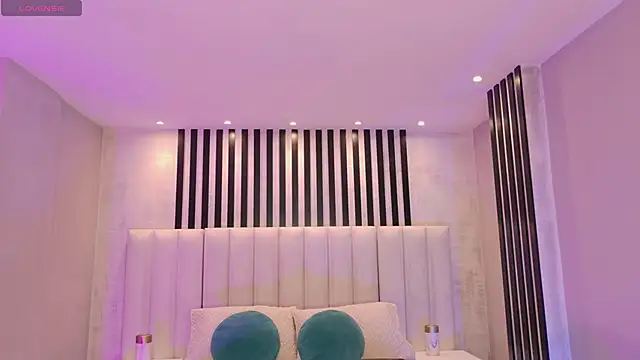 AmaiaHaywood online show from 01.07.26