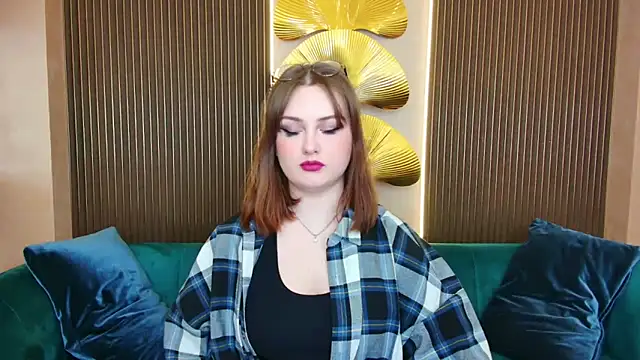 Kendra Parlow online show from 03.07.25