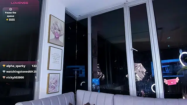 Daphne chers online show from 03.01.25