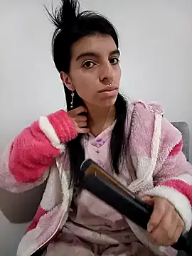 Ariell Kieran online show from 03.22.25