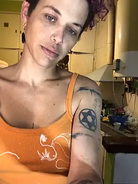 Snapshot of Penygirl chatting on 10.19.25 Penygirl online show from 10.19.25