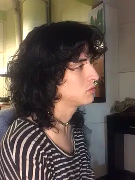 Snapshot of Penygirl chatting on 10.21.25 Penygirl online show from 10.21.25