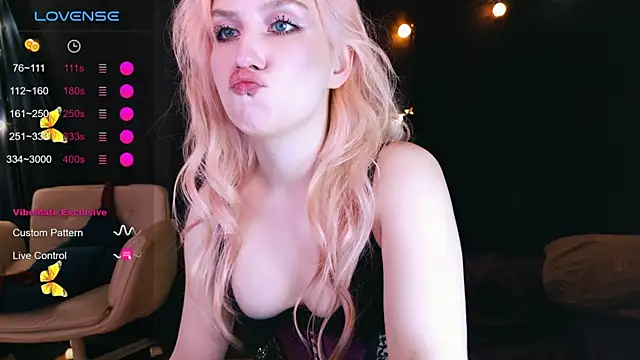 Snapshot of Bibi_Iva chatting on 06.23.26 Bibi Iva online show from 06.23.26