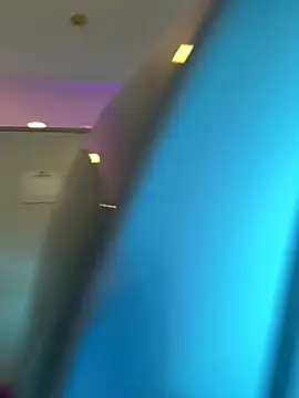 Snapshot of Lars-Lola chatting on 03.09.25 Lars-Lola online show from 03.09.25