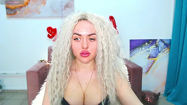 MissisCaty online show from 02.24.25