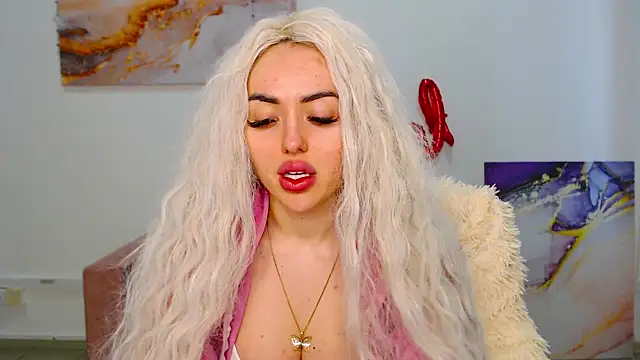 MissisCaty online show from 03.21.25