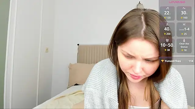 Lora Rosee online show from 02.18.25