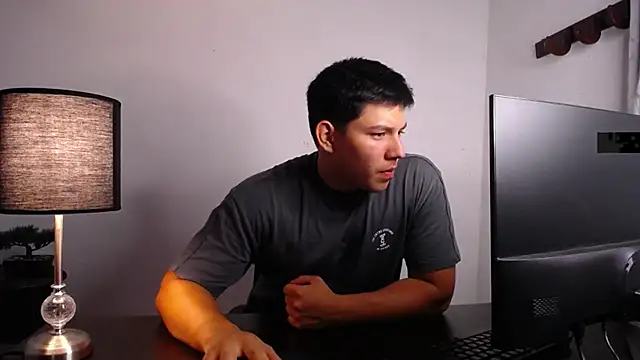 JamesCr  online show from 10.02.25