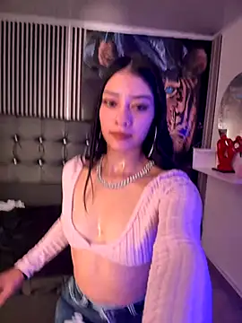 Snapshot of TayylorSexx chatting on 10.27.25 TayylorSexx online show from 10.27.25