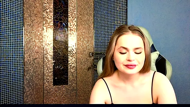 Snapshot of GoodJessi chatting on 03.08.25 GoodJessi online show from 03.08.25