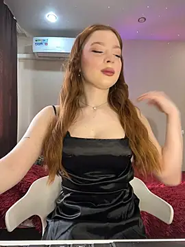 Snapshot of JessRoal chatting on 02.16.25 JessRoal online show from 02.16.25