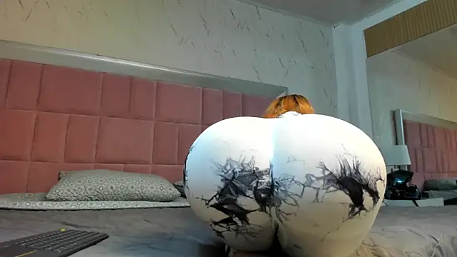 AzunaStar online show from 03.22.25