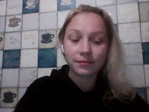 Snapshot of Anna_wey chatting on 04.18.26 Anna wey online show from 04.18.26