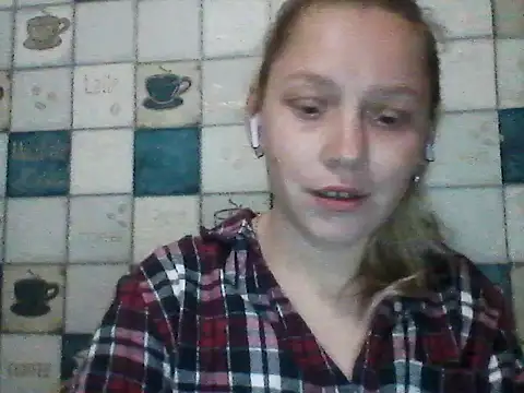 Snapshot of Anna_wey chatting on 04.27.26 Anna wey online show from 04.27.26