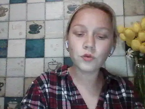 Snapshot of Anna_wey chatting on 05.11.26 Anna wey online show from 05.11.26