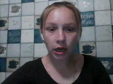 Snapshot of Anna_wey chatting on 05.22.26 Anna wey online show from 05.22.26