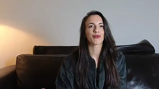 Lenaelle31000 online show from 02.09.26