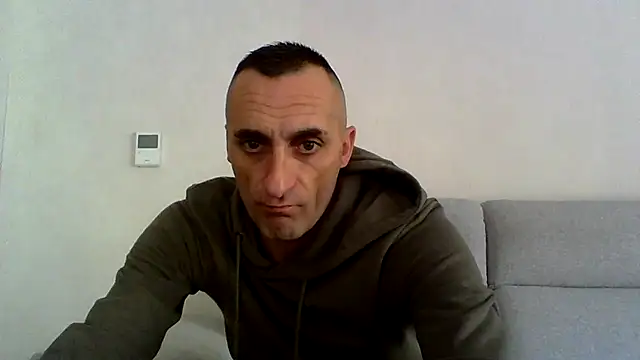 ANGELSANTAMARIA- online show from 10.11.25