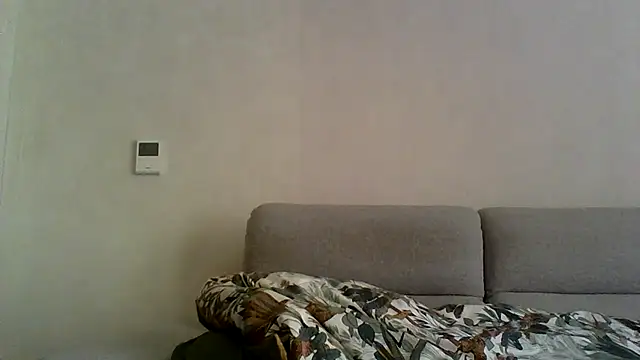 ANGELSANTAMARIA- online show from 10.12.25