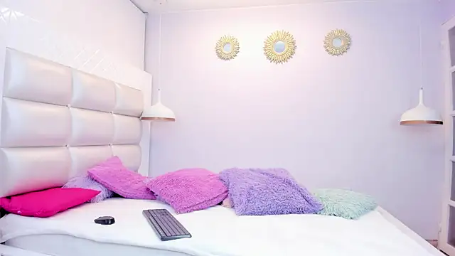 Hiyakasudere online show from 03.17.25