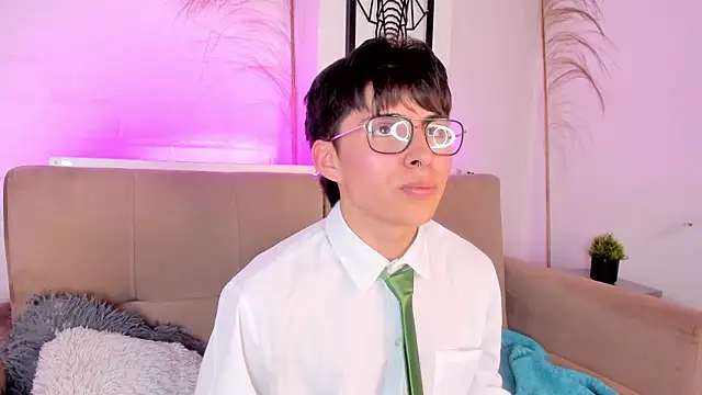 PepperTwink online show from 03.19.25