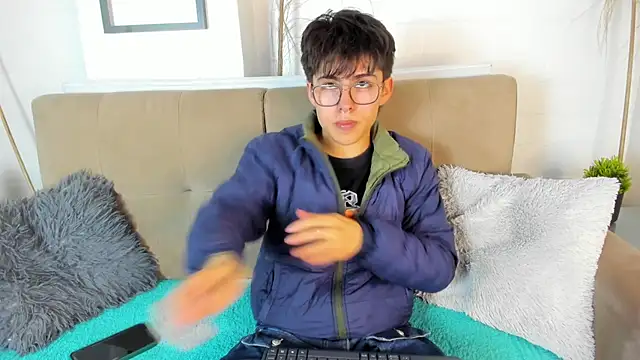 PepperTwink online show from 03.21.25