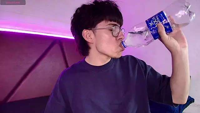 PepperTwink online show from 09.22.25