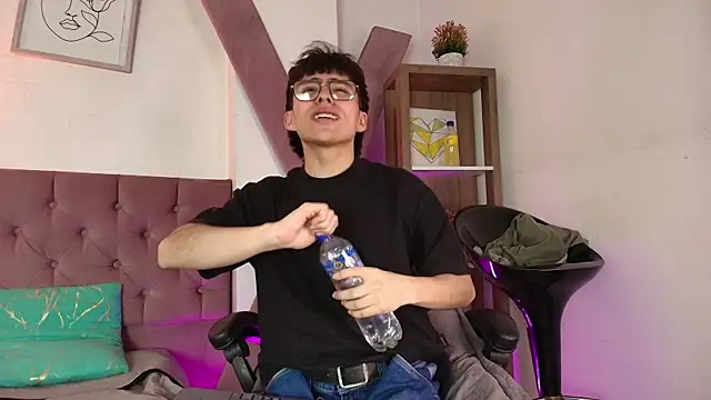 PepperTwink online show from 11.20.25