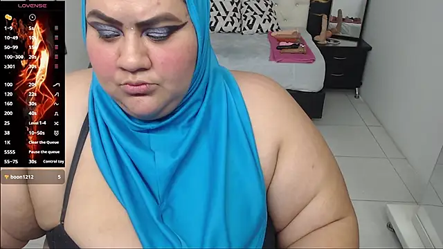 Snapshot of Aaliyah11 chatting on 02.06.25 Aaliyah11 online show from 02.06.25