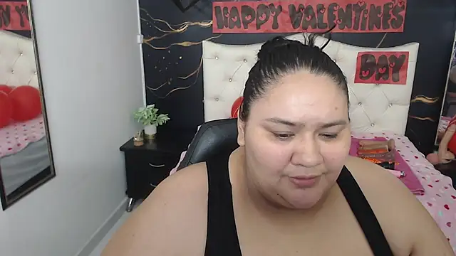 Snapshot of Aaliyah11 chatting on 02.15.25 Aaliyah11 online show from 02.15.25