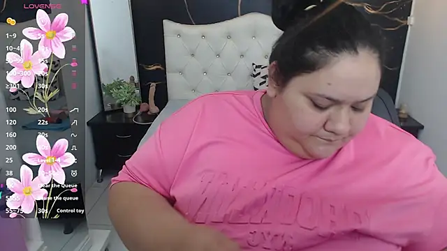 Snapshot of Aaliyah11 chatting on 03.20.25 Aaliyah11 online show from 03.20.25